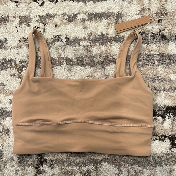 SKIMS Tan Seamless Bra with Supportive Band - Picture 1 of 4